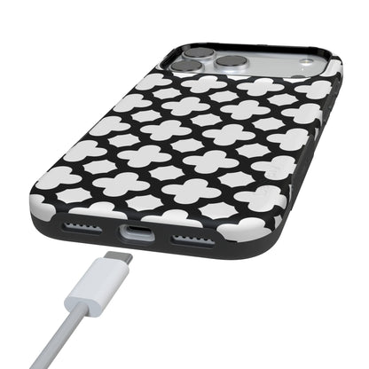 Lattice Tile | High Contrast Design Case